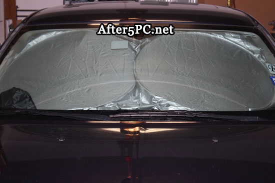 Jumbo Sunshade on Chrysler 300 Front Windshield