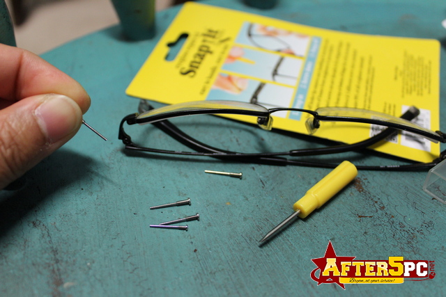 Snapit EyeGlass Repair Kit, With Long Easy Fit Screws And Micro Screwdriver. Perfect For Fixing Sunglasses, Spectacles, Glasses And Reading Glasses. Used By Opticians